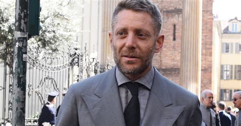 Lapo Elkann e Ginevra indagati eredità Agnelli la mossa dei pm