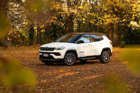 Aprono gli ordini della nuova Jeep Compass MY24 Novità e