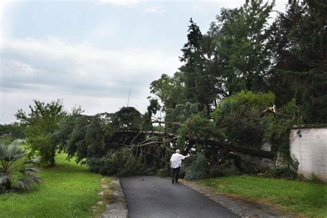 Vento Pioggia E Grandine La Provincia Di Brescia Martoriata Dal