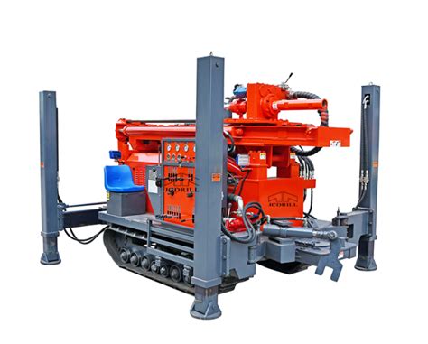 Borehole Crawler Mounted Water Well Drilling Rig Steel Crawler 200m Cwd200