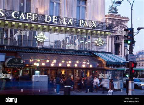 Geography Travel France Paris Gastronomy Café De La Paix At The