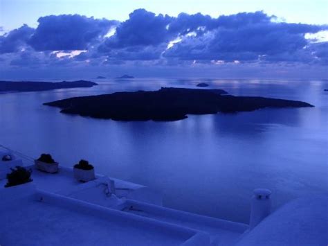 Santorini Blue | Santorini island greece, Greece pictures, Santorini island