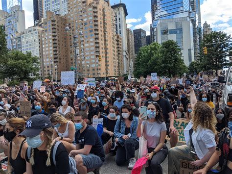 Locals react to columbus circle nyc security being increased 19