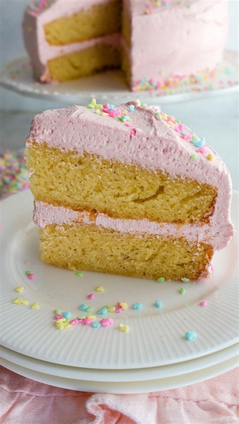 Vanilla cake with vanilla frosting – Artofit