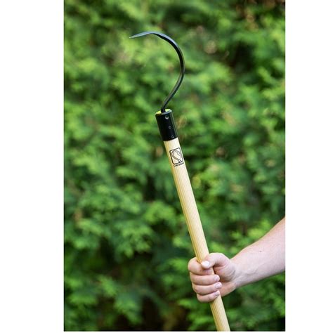 Long Handle Cobrahead Weeding Tool Allows Users To Stand Upright