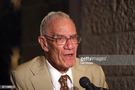 US Robert Solow, 1987 Nobel Prize for Economics, delivers his speech ...