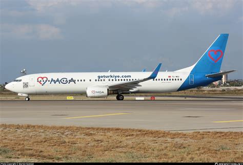 TC MGI Mavi Gök Airlines MGA Boeing 737 94XER WL Photo by Martijn