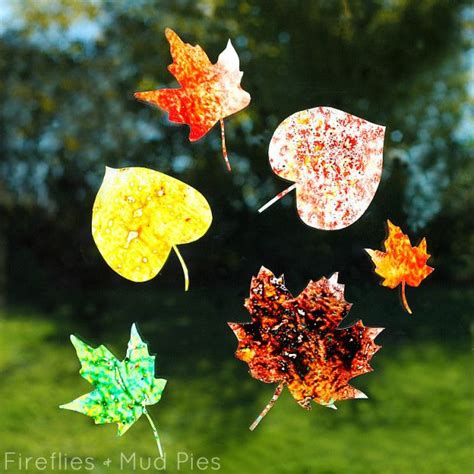 25 Fall Activities and Fall Crafts for Kids with Leaves | Fall crafts ...