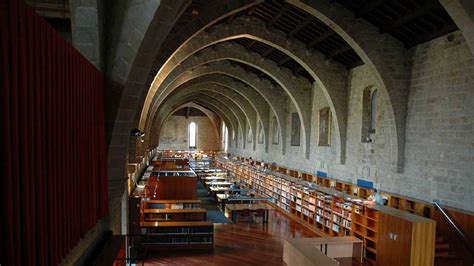 Quins Tresors Amaga La Biblioteca De Catalunya