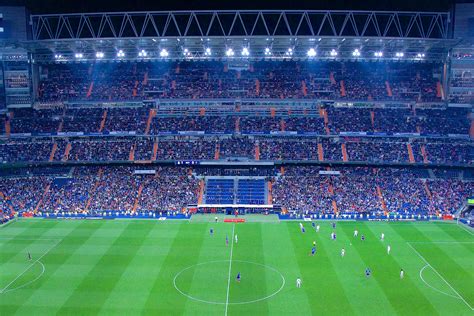 Santiago Bernabéu Stadium in Madrid - Visit One of the Largest Stadiums ...