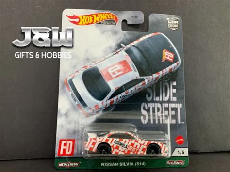 HOT WHEELS NISSAN Silvia S14 Formula Drift Slide Street FPY86 957E 1 64