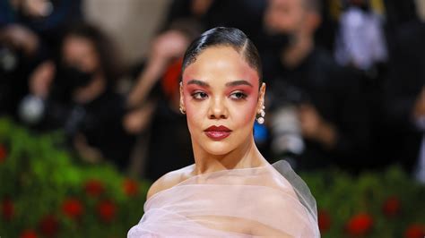 ¿sabes Qué Es El Blush Draping La Tendencia De Colorete Efecto Lifting