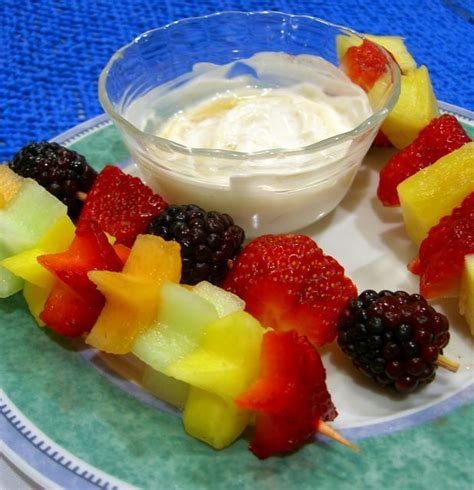 bakingsheet: Fruit Kebabs and Honey Yogurt Dip | Fruit kebabs, Honey ...