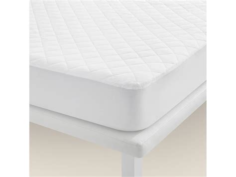 Protège matelas rembourré en microfibre hypoallergénique