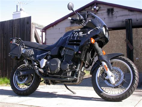 1996 Triumph Tiger 900 Moto ZombDrive