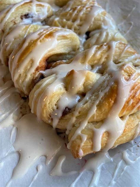 Cinnamon Danish Pastry Flypeachpie