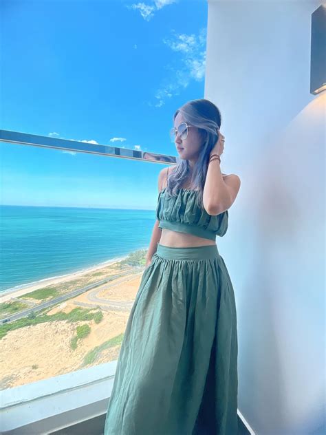 Cựu hot girl đã tái hôn và sinh nhóc tỳ thứ