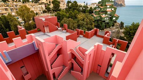 La Muralla Roja La Utopía De Ricardo Bofill En Calp Cumple 50 Años