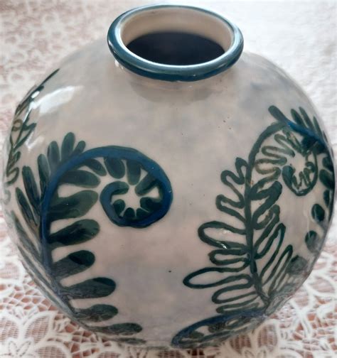 Vase En Porcelaine De Limoges Camille Tharaud