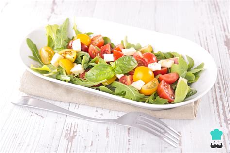 Ensalada De Queso Fresco Y Tomate F Cil