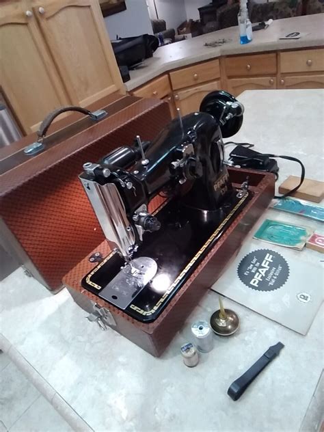 Vintage Pfaff 130 Sewing Machine With Accessories Case 4800308 Ebay