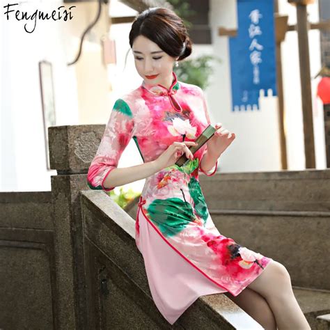 Fengmeisi Fashion Chinese Girl Cheongsam Short Qipao Women Velvet Print Classical Slim