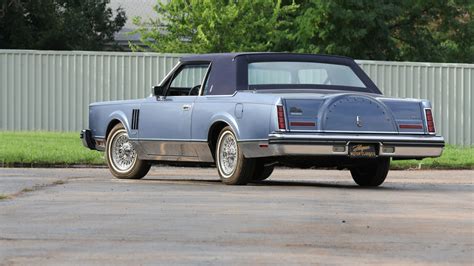 1983 Lincoln Continental Mark VI | W30 | Dallas 2013