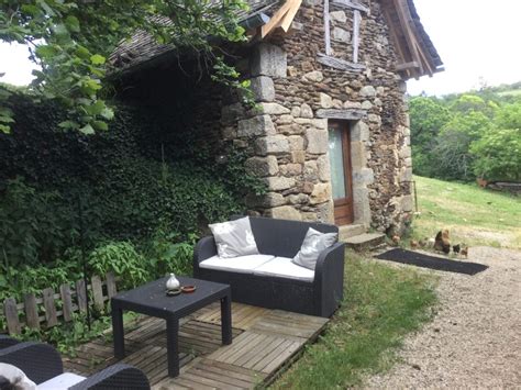 Les Grangettes Conques Aveyron chambres et table dhôtes tranquillité