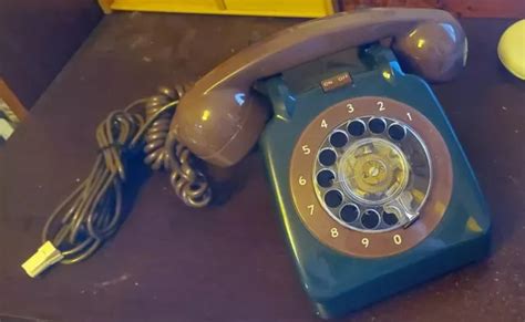 VINTAGE ROTARY TELEPHONE 706CB MkI Two Tone Green 30 00 PicClick UK