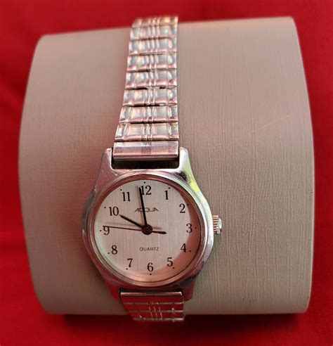 Rare Vintage Timex Watch Solid Stainless Steel Sg05 E 62 White Dial Women Ebay