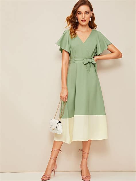 Flutter Sleeve Two Tone Surplice Wrap Dress Check Out This Flutter