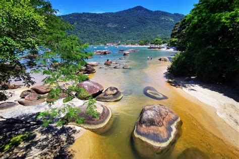 Tour por Abraão la playa Preta y el Acueducto de Ilha Grande