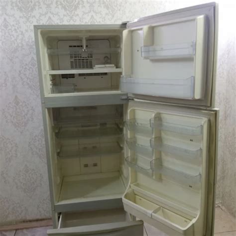 Sharp SJ-V39G-GY - Холодильники с нижней морозильной камерой