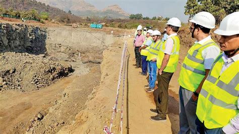 Construction of longest tunnel on Mumbai suburban railway takes off