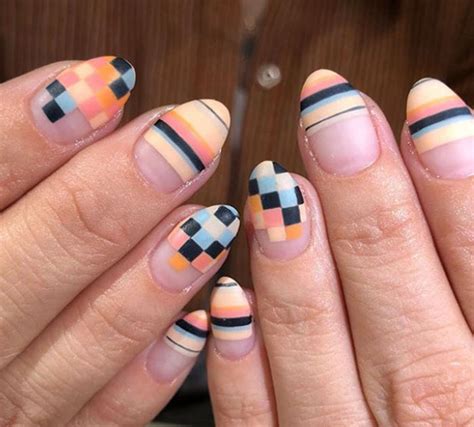 Negative Space Nail Art Is All The Rage This Summer Her Beauty