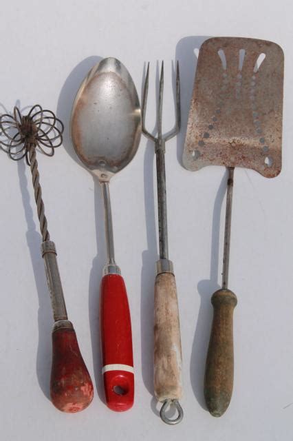 Vintage Farmhouse Kitchenware Lot Old Fashioned Grandmas Kitchen Tools And Utensils