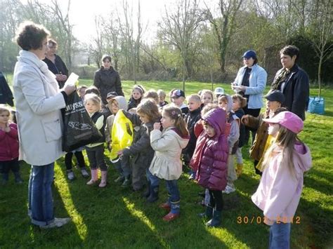 A La D Couverte Des Plantes Aromatiques Ecoles Du Secteur De Cour On