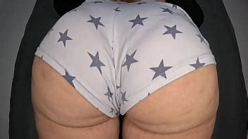 She Loves To Show Her Delicious Ass Stepmother Bouncing Her Buttocks XNXX