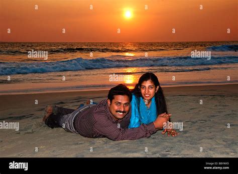 couple at kovalam beach Stock Photo: 24584621 - Alamy