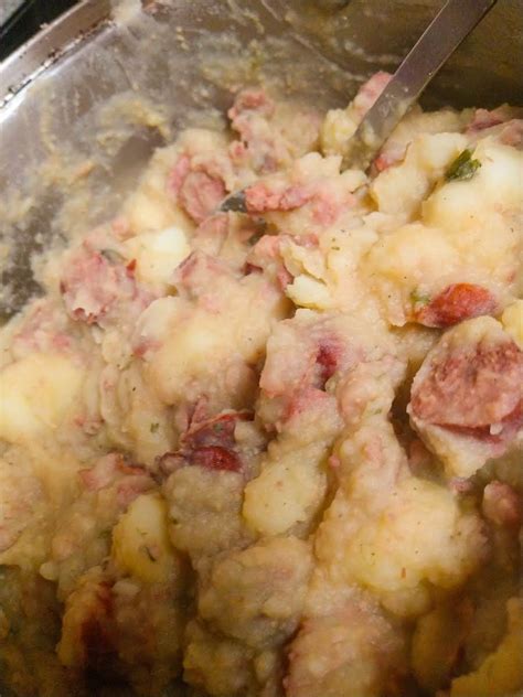 Smothered Potatoes And Sausage Recipe Just A Pinch Recipes