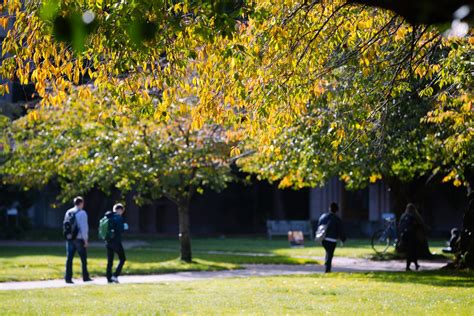 Photos: Fall colors at the University of Washington | Seattle Refined