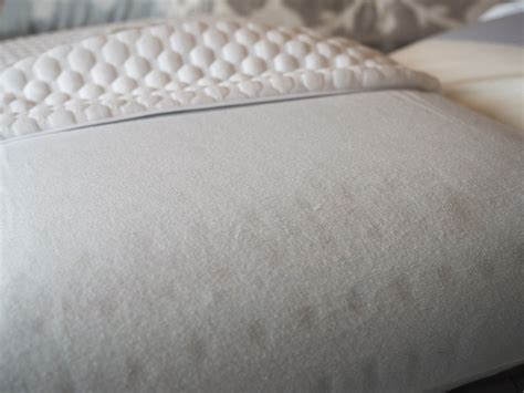 GhostPillow vs TEMPUR-Cloud Breeze Pillow - Mattress Clarity