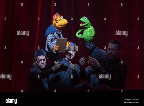 The O2 Arena Uk 13th July 2018kermit And Scooter At The Muppets Take