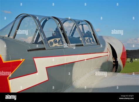 G CBRU Yakolev YAK 52 Cockpit Stock Photo - Alamy