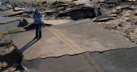 Two Dams Fail In Us State Of Michigan Thousands Evacuated