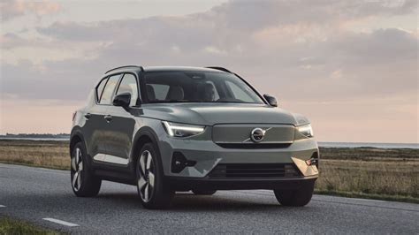 Volvo PH Launches The C40 And XC40 Recharge