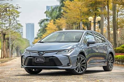 Toyota Corolla Altis 2022 Giá xe Altis mới nhất hiện nay giá lăn