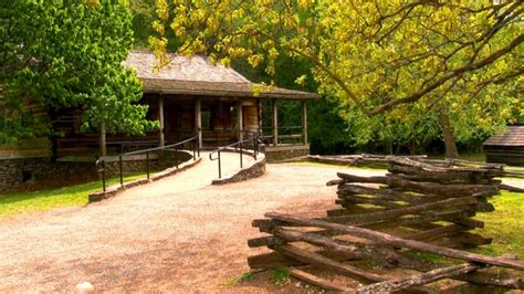 Cades Cove Visitor Center