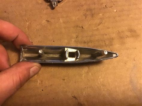 Pontiac Grand Prix Hood Ornament And Base Oem Ebay