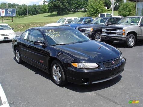 Black Pontiac Grand Prix Gt Sedan Photo Gtcarlot